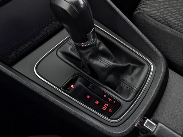 SEAT Leon III с пробегом 2013 года, цена 1 300 000 рублей, 103090 км, хэтчбек, Автокод Объявления