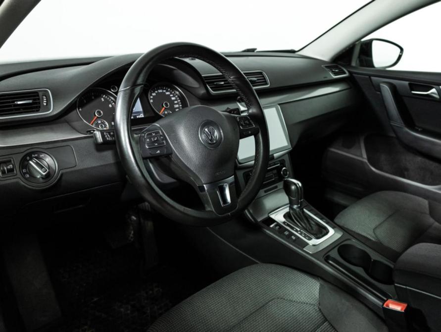 Volkswagen Passat B7 Санкт-Петербург  - изображение 12