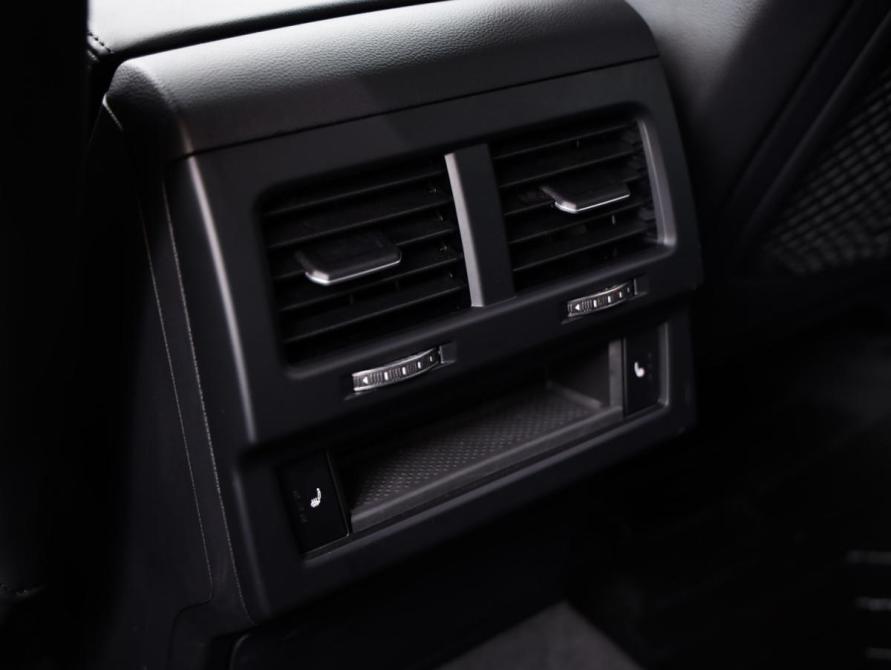 Volkswagen Touareg III Санкт-Петербург  - изображение 20