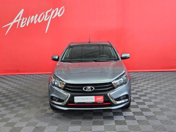 Lada (ВАЗ) Vesta I с пробегом 2018 года, цена 875 000 рублей, 137020 км, седан, Автокод Объявления