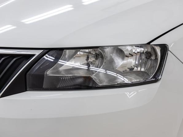 Skoda Rapid I Рестайлинг с пробегом 2019 года, цена 1 213 000 рублей, 97636 км, лифтбек, Автокод Объявления