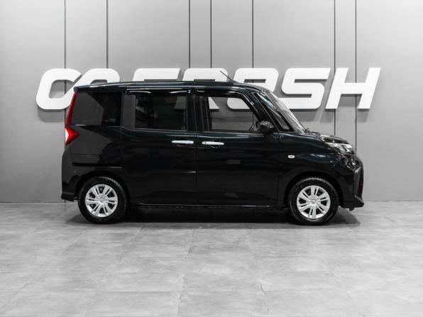 Toyota Roomy I Рестайлинг с пробегом 2021 года, цена 1 134 000 рублей, 93915 км, микровэн, Автокод Объявления