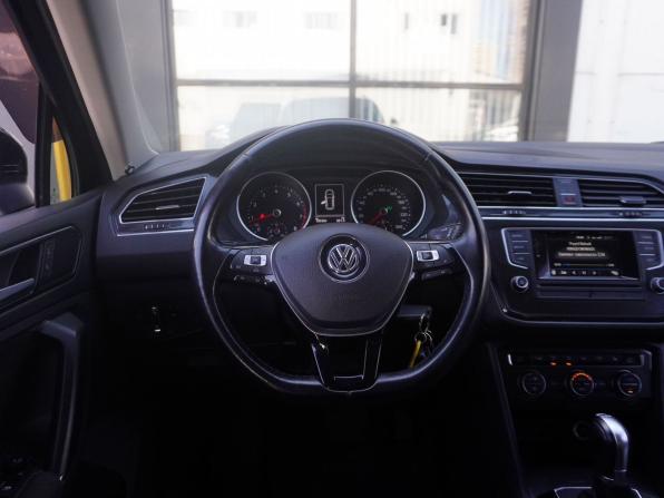 Volkswagen Tiguan II с пробегом 2017 года, цена 2 013 000 рублей, 109359 км, внедорожник, Автокод Объявления