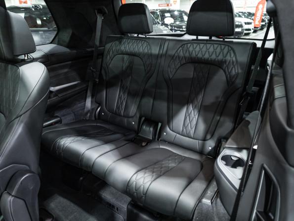 BMW X7 I (G07) Рестайлинг с пробегом 2023 года, цена 12 990 000 рублей, 6824 км, внедорожник, Автокод Объявления