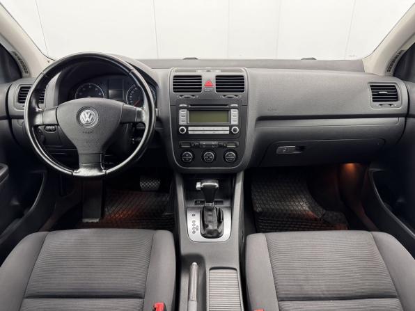 Volkswagen Golf V с пробегом 2006 года, цена 630 000 рублей, 229534 км, хэтчбек, Автокод Объявления