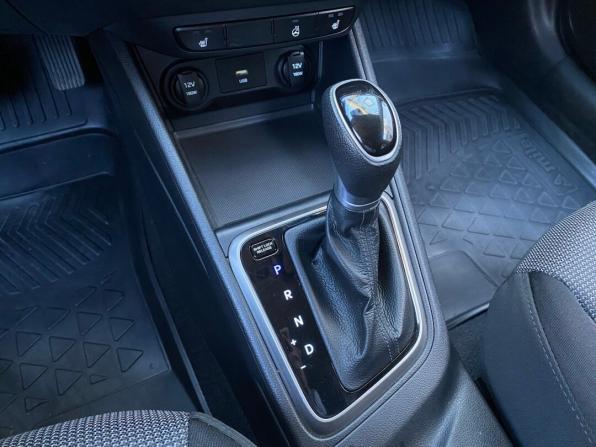 Hyundai Solaris II Рестайлинг с пробегом 2021 года, цена 1 499 000 рублей, 103880 км, седан, Автокод Объявления