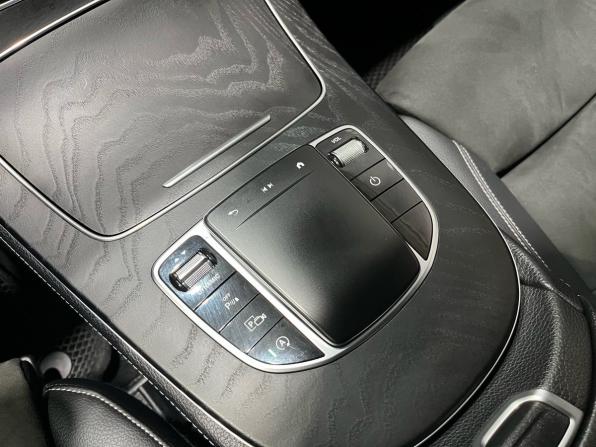 Mercedes-Benz E-Класс V (W213 S213 C238) Рестайлинг с пробегом 2021 года, цена 3 795 000 рублей, 113075 км, седан, Автокод Объявления
