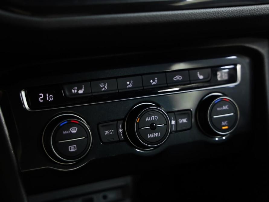 Volkswagen Tiguan II Санкт-Петербург  - изображение 16