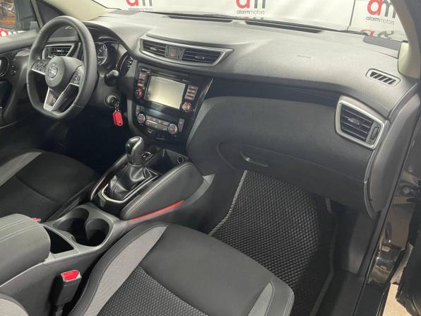 Nissan Qashqai II с пробегом 2018 года, цена 1 499 000 рублей, 93000 км, внедорожник, Автокод Объявления