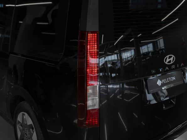 Hyundai Staria I с пробегом 2024 года, цена 6 900 000 рублей, 6634 км, минивэн, Автокод Объявления