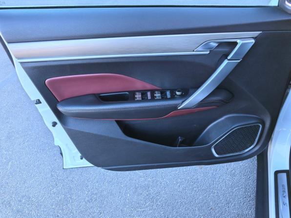 Geely Coolray I с пробегом 2020 года, цена 1 410 000 рублей, 109000 км, внедорожник, Автокод Объявления
