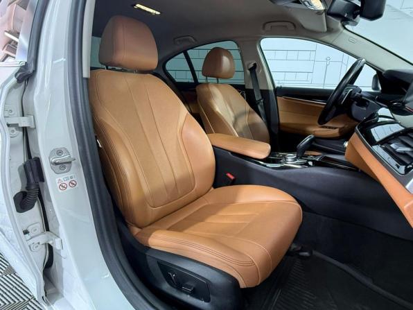 BMW 5 серии VII (G30/G31/G38) Рестайлинг с пробегом 2020 года, цена 2 790 000 рублей, 244000 км, седан, Автокод Объявления