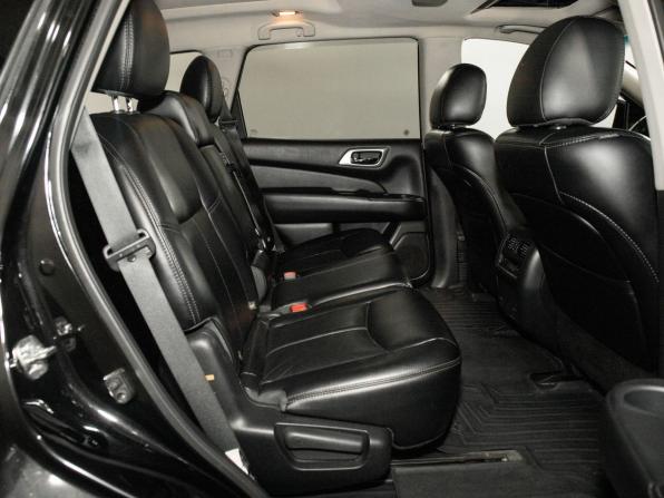 Nissan Pathfinder IV с пробегом 2015 года, цена 2 000 000 рублей, 162720 км, внедорожник, Автокод Объявления