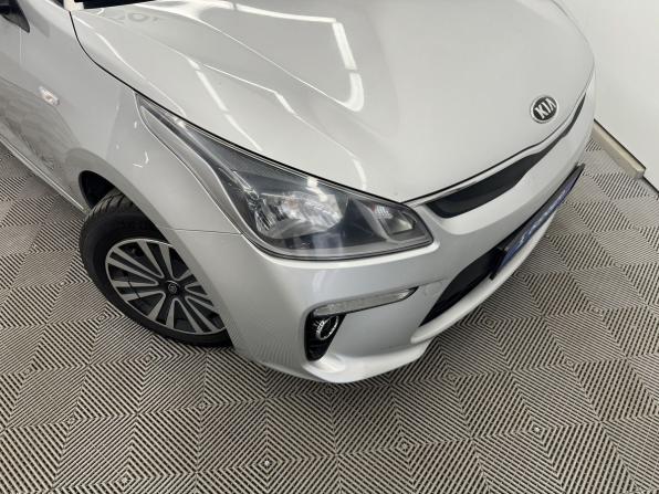 Kia Rio IV с пробегом 2017 года, цена 1 040 000 рублей, 135139 км, седан, Автокод Объявления