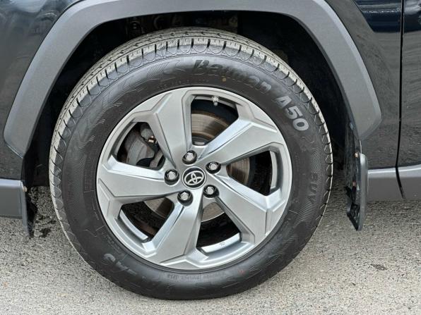 Toyota RAV4 V (XA50) с пробегом 2021 года, цена 3 800 000 рублей, 72032 км, внедорожник, Автокод Объявления