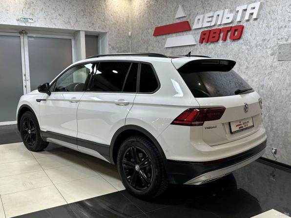Volkswagen Tiguan II с пробегом 2020 года, цена 2 695 000 рублей, 104045 км, внедорожник, Автокод Объявления