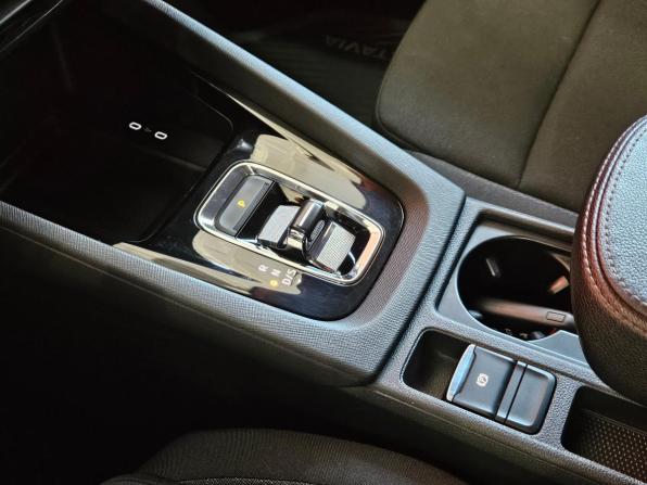 Skoda Octavia IV (A8) с пробегом 2020 года, цена 2 370 000 рублей, 67221 км, лифтбек, Автокод Объявления