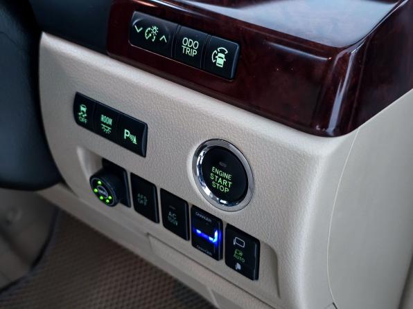 Toyota Alphard II с пробегом 2011 года, цена 3 100 000 рублей, 142416 км, минивэн, Автокод Объявления