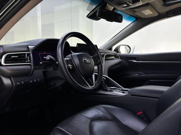 Toyota Camry VIII (XV70) Рестайлинг с пробегом 2022 года, цена 2 930 000 рублей, 93406 км, седан, Автокод Объявления