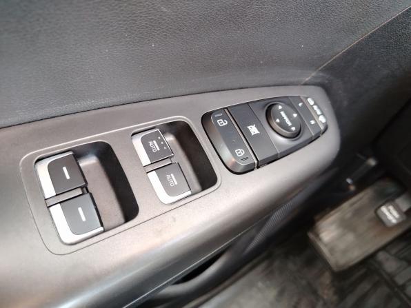 Kia Sportage IV Рестайлинг с пробегом 2021 года, цена 2 099 000 рублей, 155583 км, внедорожник, Автокод Объявления