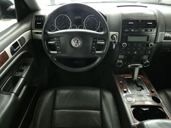 Volkswagen Touareg I Рестайлинг с пробегом 2007 года, цена 799 000 рублей, 315000 км, внедорожник, Автокод Объявления