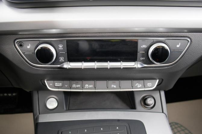 Audi Q5 II (FY) с пробегом 2018 года, цена 3 450 000 рублей, 131966 км, внедорожник, Автокод Объявления