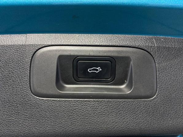Geely Coolray I Рестайлинг с пробегом 2023 года, цена 1 975 000 рублей, 51041 км, внедорожник, Автокод Объявления