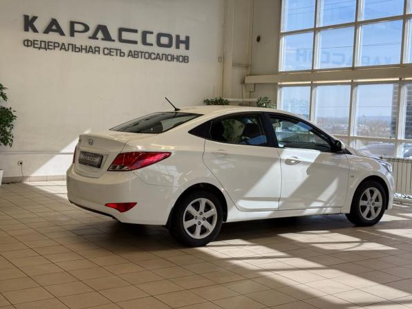 Hyundai Solaris I Рестайлинг с пробегом 2015 года, цена 820 000 рублей, 134456 км, седан, Автокод Объявления