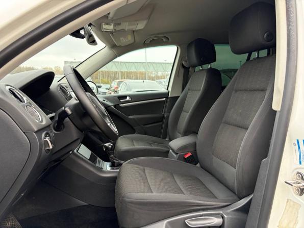 Volkswagen Tiguan I Рестайлинг с пробегом 2012 года, цена 1 075 000 рублей, 252714 км, внедорожник, Автокод Объявления