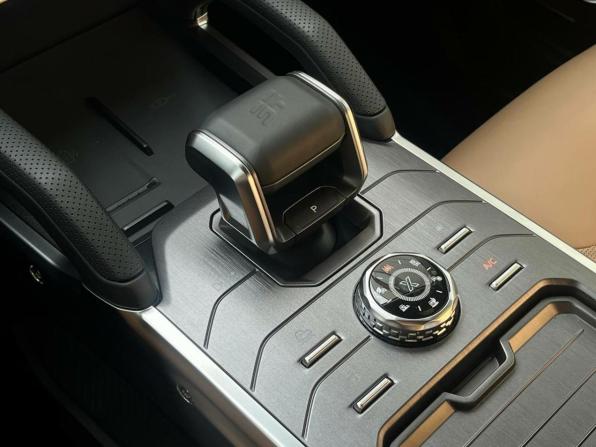 JETOUR T2 с пробегом 2024 года, цена 3 139 000 рублей, 42663 км, внедорожник, Автокод Объявления