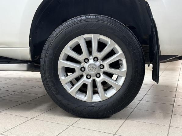 Toyota Land Cruiser Prado 150 Series Рестайлинг 1 с пробегом 2015 года, цена 3 079 000 рублей, 270265 км, внедорожник, Автокод Объявления