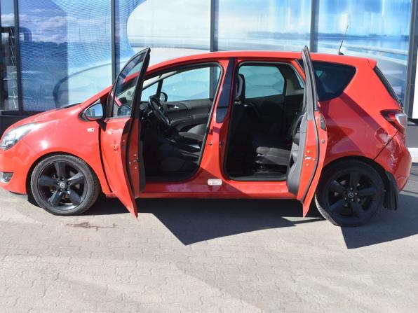 Opel Meriva B Рестайлинг с пробегом 2014 года, цена 730 000 рублей, 73082 км, компактвэн, Автокод Объявления