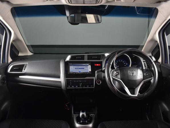 Honda Fit III с пробегом 2015 года, цена 934 995 рублей, 164169 км, хэтчбек, Автокод Объявления