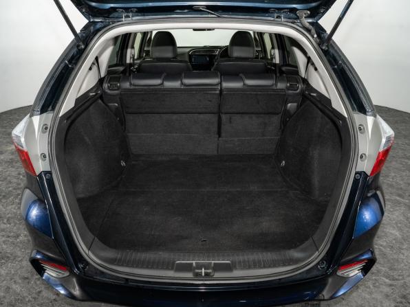 Honda Shuttle II с пробегом 2015 года, цена 1 330 300 рублей, 158009 км, универсал, Автокод Объявления