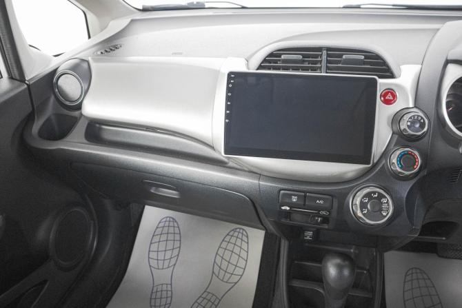 Honda Fit II с пробегом 2013 года, цена 769 000 рублей, 166000 км, хэтчбек, Автокод Объявления