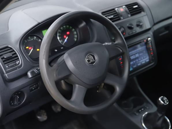Skoda Fabia II Рестайлинг с пробегом 2013 года, цена 330 000 рублей, 290078 км, хэтчбек, Автокод Объявления