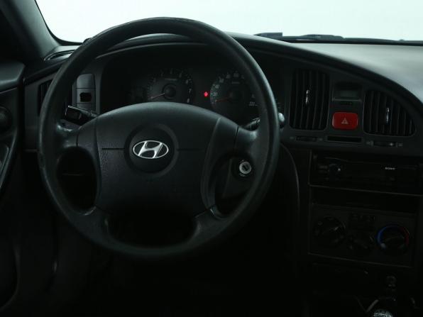 Hyundai Elantra III (XD2) Рестайлинг с пробегом 2004 года, цена 248 000 рублей, 284000 км, седан, Автокод Объявления