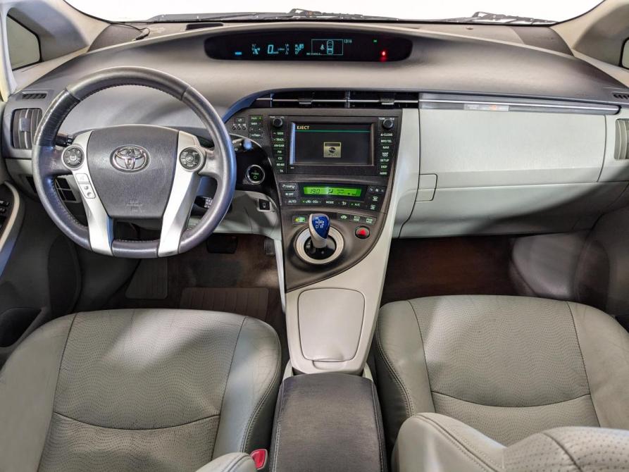 Toyota Prius III (XW30) Екатеринбург  - изображение 10