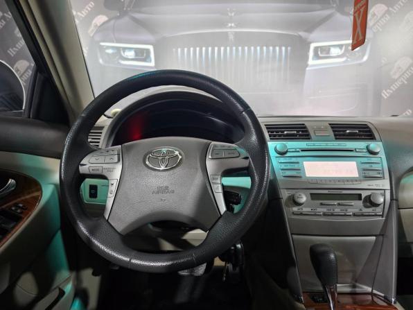 Toyota Camry VI (XV40) Рестайлинг с пробегом 2010 года, цена 1 350 000 рублей, 215430 км, седан, Автокод Объявления