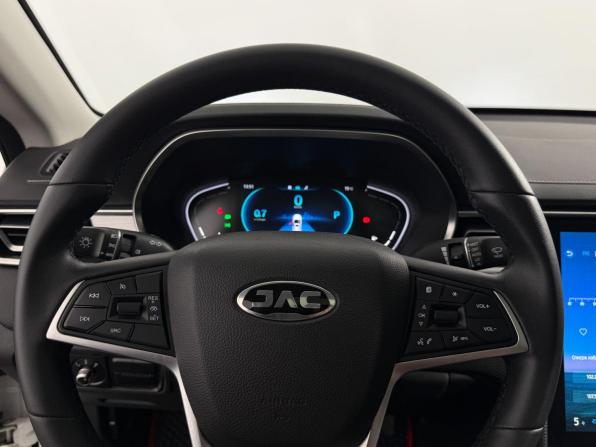 JAC J7 I с пробегом 2023 года, цена 1 439 000 рублей, 20960 км, лифтбек, Автокод Объявления