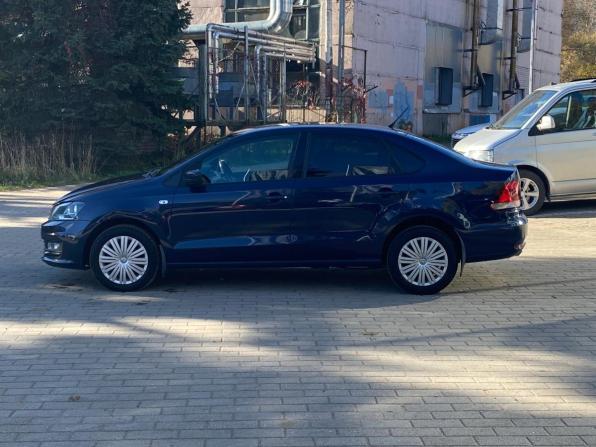 Volkswagen Polo V Рестайлинг с пробегом 2015 года, цена 1 055 000 рублей, 118240 км, седан, Автокод Объявления