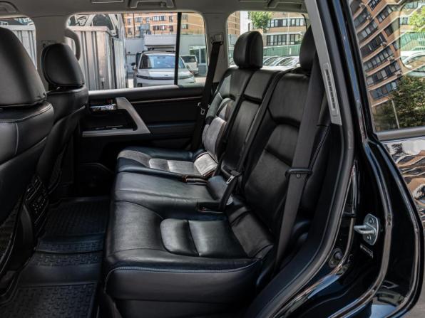 Toyota Land Cruiser 200 Series Рестайлинг 1 с пробегом 2012 года, цена 3 550 000 рублей, 133536 км, внедорожник, Автокод Объявления