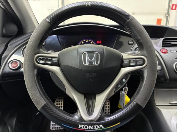 Honda Civic VIII с пробегом 2006 года, цена 550 000 рублей, 186000 км, хэтчбек, Автокод Объявления