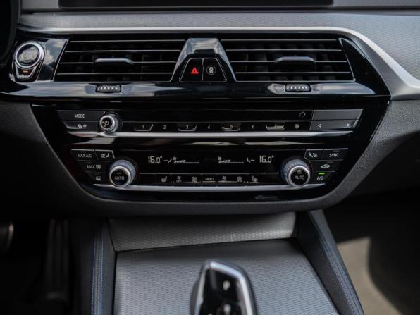 BMW 5 серии VII (G30/G31/G38) с пробегом 2019 года, цена 3 299 000 рублей, 114287 км, седан, Автокод Объявления