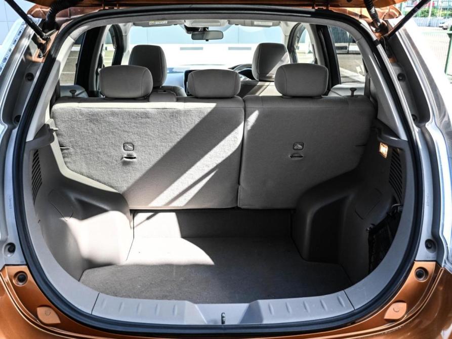 Nissan Leaf I (ZE0/AZE0) Новороссийск  - изображение 24