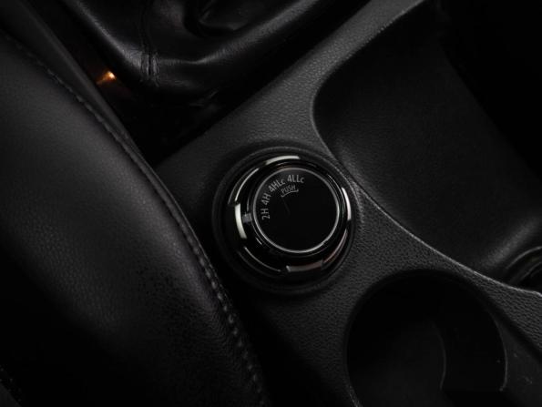 Mitsubishi L200 V с пробегом 2015 года, цена 1 749 000 рублей, 272623 км, offers.body_type.unknown, Автокод Объявления