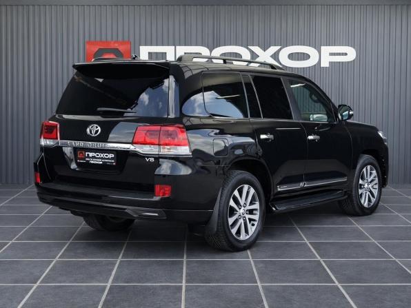 Toyota Land Cruiser 200 Series Рестайлинг 2 с пробегом 2017 года, цена 6 367 000 рублей, 274545 км, внедорожник, Автокод Объявления