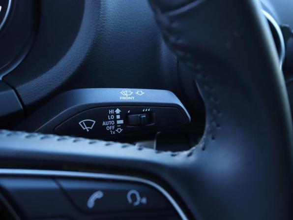 Audi A3 III (8V) Рестайлинг с пробегом 2019 года, цена 1 900 000 рублей, 64007 км, седан, Автокод Объявления