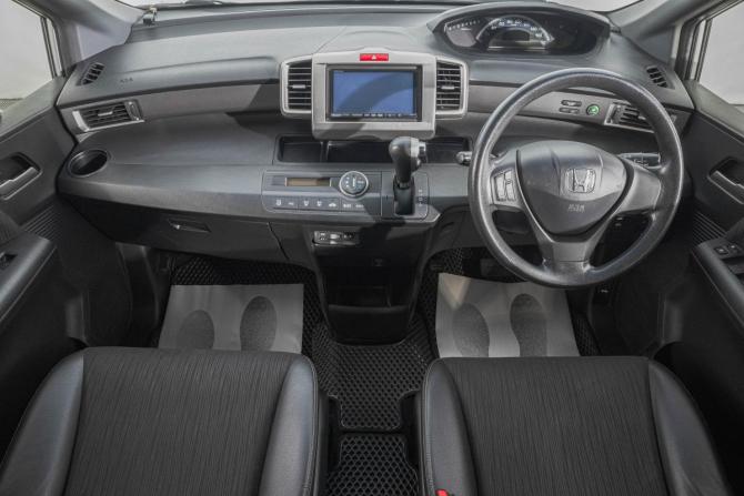 Honda Freed I Рестайлинг с пробегом 2014 года, цена 1 149 000 рублей, 141000 км, компактвэн, Автокод Объявления