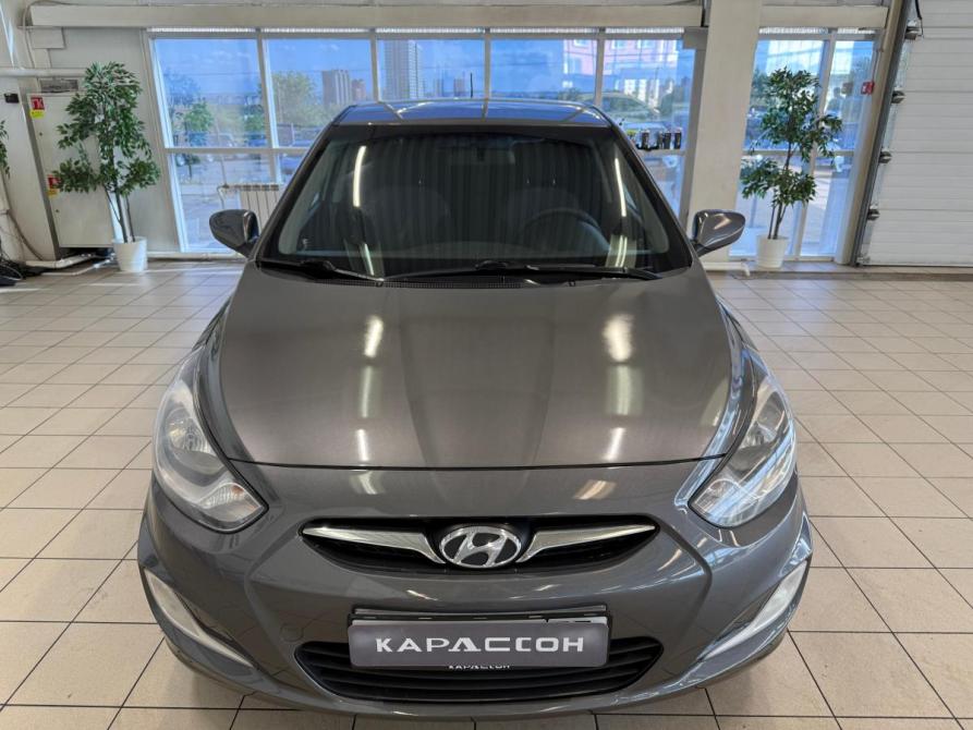 Hyundai Solaris I Волгоград  - изображение 3